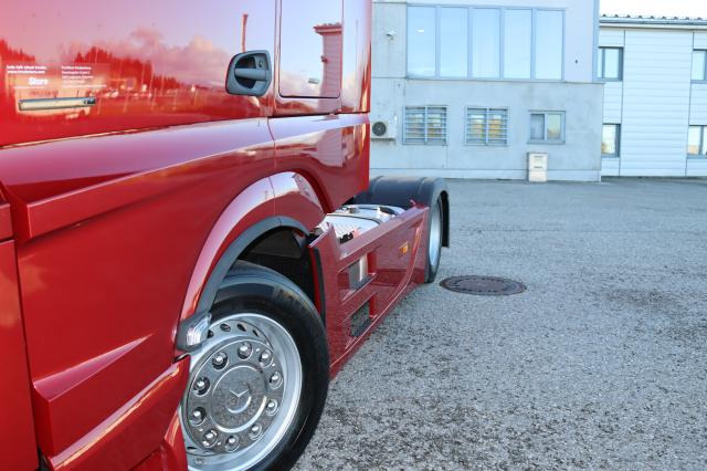 Mercedes-Benz Actros 1853 - Vetopöytäauto: kuva Mercedes-Benz Actros 1853 - Vetopöytäauto Mercedes-Benz Actros 1853 - Vetopöytäauto: kuva Mercedes-Benz Actros 1853 - Vetopöytäauto