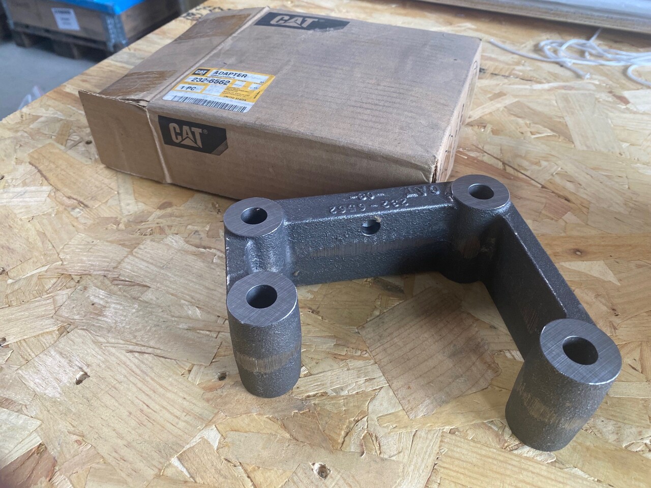 O&K Terex RH40 RH90 6015 6018 Adapter Engine C15 C18 232-6562 2326562 - Varaosat: kuva O&K Terex RH40 RH90 6015 6018 Adapter Engine C15 C18 232-6562 2326562 - Varaosat O&K Terex RH40 RH90 6015 6018 Adapter Engine C15 C18 232-6562 2326562 - Varaosat: kuva O&K Terex RH40 RH90 6015 6018 Adapter Engine C15 C18 232-6562 2326562 - Varaosat