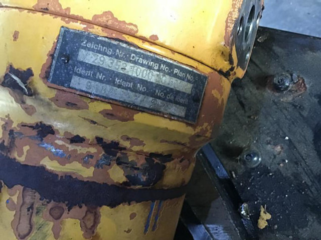 Ohjausvaihde Liebherr Cylinder: kuva Ohjausvaihde Liebherr Cylinder Ohjausvaihde Liebherr Cylinder: kuva Ohjausvaihde Liebherr Cylinder