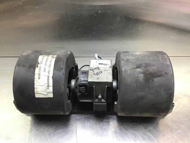 Liebherr L524 / L538 / L554 / L541 / L531 - Puhallinmoottori: kuva Liebherr L524 / L538 / L554 / L541 / L531 - Puhallinmoottori Liebherr L524 / L538 / L554 / L541 / L531 - Puhallinmoottori: kuva Liebherr L524 / L538 / L554 / L541 / L531 - Puhallinmoottori