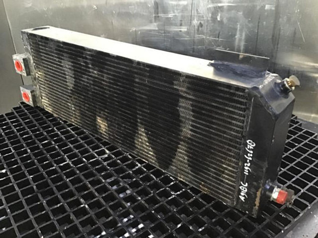 Liebherr Oilcooler - Öljynjäähdytin: kuva Liebherr Oilcooler - Öljynjäähdytin Liebherr Oilcooler - Öljynjäähdytin: kuva Liebherr Oilcooler - Öljynjäähdytin