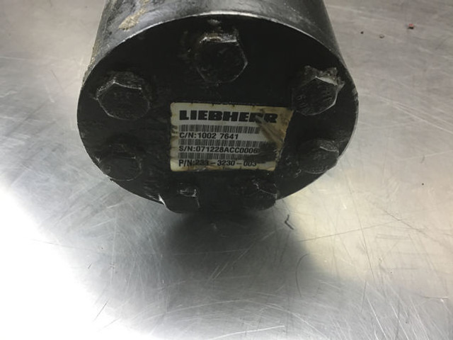 Liebherr Orbitrol - Hydraulisen tehostimen pumppu: kuva Liebherr Orbitrol - Hydraulisen tehostimen pumppu Liebherr Orbitrol - Hydraulisen tehostimen pumppu: kuva Liebherr Orbitrol - Hydraulisen tehostimen pumppu