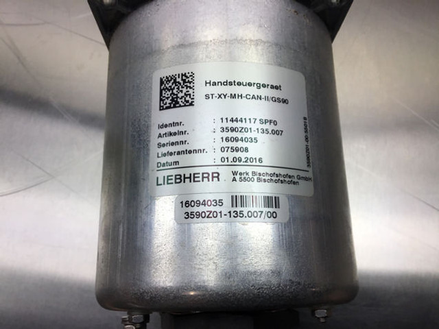 Liebherr Pilo Control Unit - Vaihdekeppi: kuva Liebherr Pilo Control Unit - Vaihdekeppi Liebherr Pilo Control Unit - Vaihdekeppi: kuva Liebherr Pilo Control Unit - Vaihdekeppi