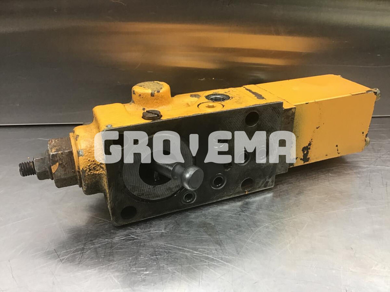 Liebherr R902 Li / R912 LC - Venttiili: kuva Liebherr R902 Li / R912 LC - Venttiili Liebherr R902 Li / R912 LC - Venttiili: kuva Liebherr R902 Li / R912 LC - Venttiili