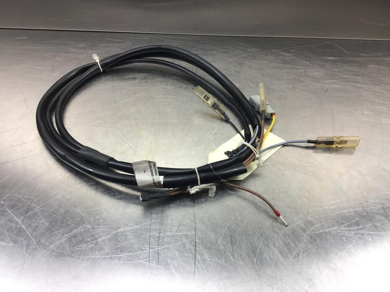 Liebherr R912 Li / R902 Li - Kaapelit/ Johdot: kuva Liebherr R912 Li / R902 Li - Kaapelit/ Johdot Liebherr R912 Li / R902 Li - Kaapelit/ Johdot: kuva Liebherr R912 Li / R902 Li - Kaapelit/ Johdot