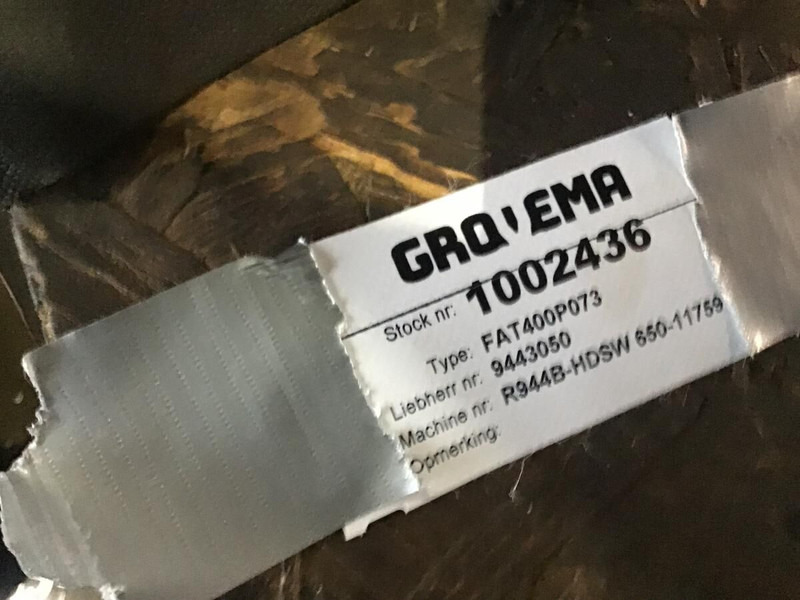 Liebherr R932 Li / R934 / R934B / R942 LI / R944B - Ripustin: kuva Liebherr R932 Li / R934 / R934B / R942 LI / R944B - Ripustin Liebherr R932 Li / R934 / R934B / R942 LI / R944B - Ripustin: kuva Liebherr R932 Li / R934 / R934B / R942 LI / R944B - Ripustin