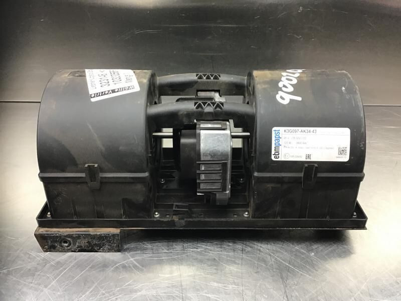 Liebherr R946 LC / R946 NLC / R956 / R976 / R926 LC / R920 / R920 LC - Puhallinmoottori: kuva Liebherr R946 LC / R946 NLC / R956 / R976 / R926 LC / R920 / R920 LC - Puhallinmoottori Liebherr R946 LC / R946 NLC / R956 / R976 / R926 LC / R920 / R920 LC - Puhallinmoottori: kuva Liebherr R946 LC / R946 NLC / R956 / R976 / R926 LC / R920 / R920 LC - Puhallinmoottori