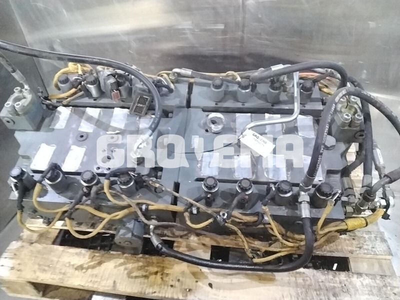 Liebherr R974 HD / R974 Li / R974B / R974B HD Litronic / R974C - Hydrauliikka: kuva Liebherr R974 HD / R974 Li / R974B / R974B HD Litronic / R974C - Hydrauliikka Liebherr R974 HD / R974 Li / R974B / R974B HD Litronic / R974C - Hydrauliikka: kuva Liebherr R974 HD / R974 Li / R974B / R974B HD Litronic / R974C - Hydrauliikka