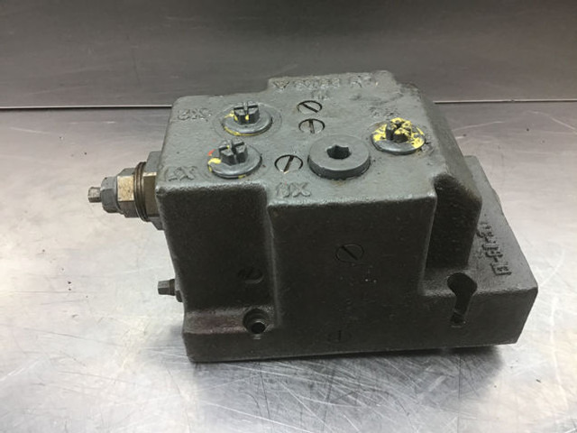 Liebherr Regulating Valve - Venttiili: kuva Liebherr Regulating Valve - Venttiili Liebherr Regulating Valve - Venttiili: kuva Liebherr Regulating Valve - Venttiili