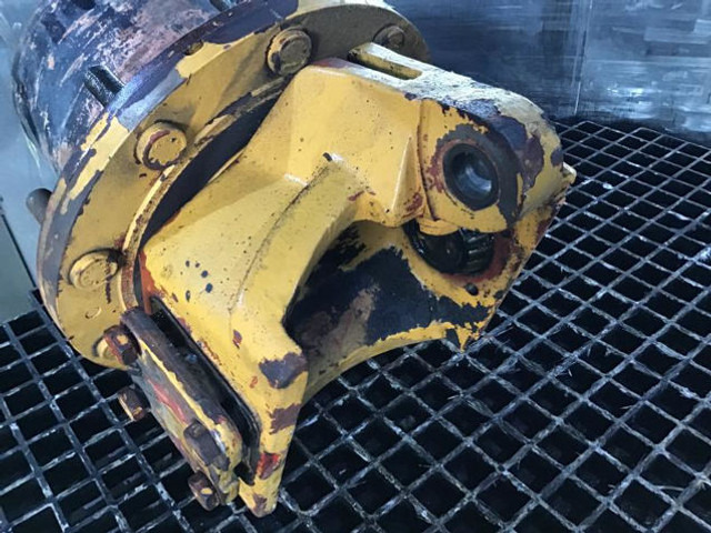 Liebherr Steering House Left - Ohjauspylväs: kuva Liebherr Steering House Left - Ohjauspylväs Liebherr Steering House Left - Ohjauspylväs: kuva Liebherr Steering House Left - Ohjauspylväs