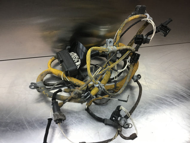 Liebherr Wiring Harness - Kaapelit/ Johdot: kuva Liebherr Wiring Harness - Kaapelit/ Johdot Liebherr Wiring Harness - Kaapelit/ Johdot: kuva Liebherr Wiring Harness - Kaapelit/ Johdot