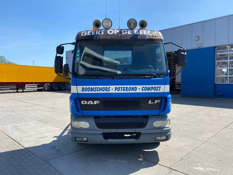 DAF LF 55.220 / Cable System / Manual / Euro 3 - Kuorma-auto - vaijerivaihtolava: kuva DAF LF 55.220 / Cable System / Manual / Euro 3 - Kuorma-auto - vaijerivaihtolava DAF LF 55.220 / Cable System / Manual / Euro 3 - Kuorma-auto - vaijerivaihtolava: kuva DAF LF 55.220 / Cable System / Manual / Euro 3 - Kuorma-auto - vaijerivaihtolava