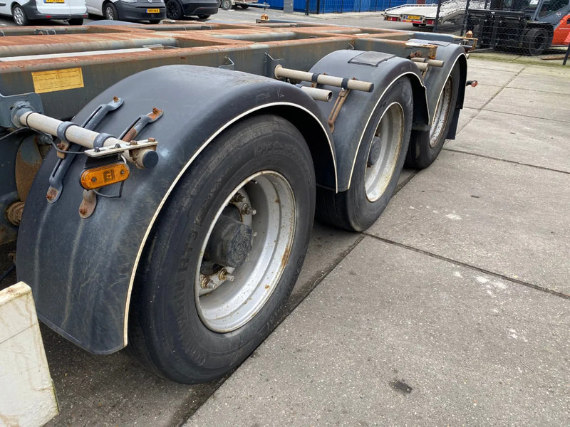 Konttialus/ Vaihtokuormatilat puoliperävaunu Pacton TXC 343 Multi / 3x Extendable / 1x Lift Axle: kuva Konttialus/ Vaihtokuormatilat puoliperävaunu Pacton TXC 343 Multi / 3x Extendable / 1x Lift Axle