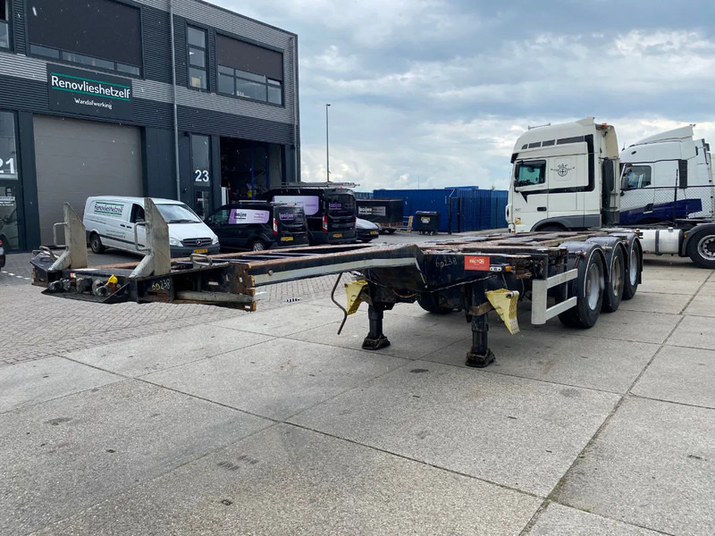 Pacton TXC 343 Multi / 3x Extendable / 1x Lift Axle - Konttialus/ Vaihtokuormatilat puoliperävaunu: kuva Pacton TXC 343 Multi / 3x Extendable / 1x Lift Axle - Konttialus/ Vaihtokuormatilat puoliperävaunu Pacton TXC 343 Multi / 3x Extendable / 1x Lift Axle - Konttialus/ Vaihtokuormatilat puoliperävaunu: kuva Pacton TXC 343 Multi / 3x Extendable / 1x Lift Axle - Konttialus/ Vaihtokuormatilat puoliperävaunu