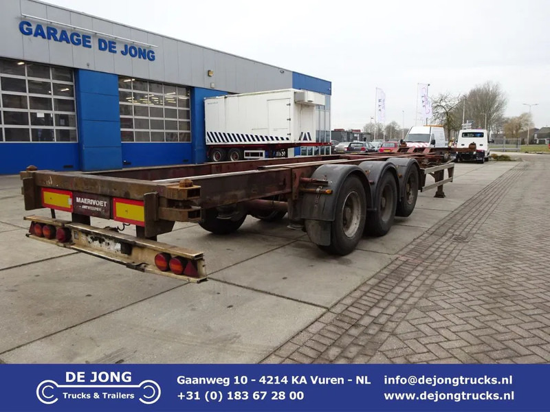 Renders ROC 12.27 Container Chassis / SAF + DRUM / Lift Axle - Konttialus/ Vaihtokuormatilat puoliperävaunu: kuva Renders ROC 12.27 Container Chassis / SAF + DRUM / Lift Axle - Konttialus/ Vaihtokuormatilat puoliperävaunu Renders ROC 12.27 Container Chassis / SAF + DRUM / Lift Axle - Konttialus/ Vaihtokuormatilat puoliperävaunu: kuva Renders ROC 12.27 Container Chassis / SAF + DRUM / Lift Axle - Konttialus/ Vaihtokuormatilat puoliperävaunu