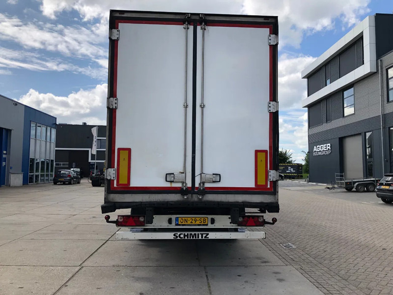 Schmitz Cargobull SCB*3SB Frigo / Vector 1350 / SAF + Disc - Refrigeraattori puoliperävaunu: kuva Schmitz Cargobull SCB*3SB Frigo / Vector 1350 / SAF + Disc - Refrigeraattori puoliperävaunu Schmitz Cargobull SCB*3SB Frigo / Vector 1350 / SAF + Disc - Refrigeraattori puoliperävaunu: kuva Schmitz Cargobull SCB*3SB Frigo / Vector 1350 / SAF + Disc - Refrigeraattori puoliperävaunu