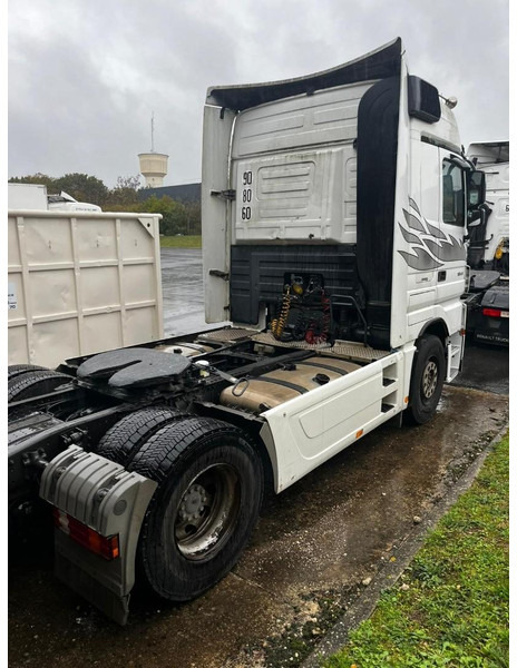 Mercedes-Benz Actros 1844 Retarder + Full Spoiler - Vetopöytäauto: kuva Mercedes-Benz Actros 1844 Retarder + Full Spoiler - Vetopöytäauto Mercedes-Benz Actros 1844 Retarder + Full Spoiler - Vetopöytäauto: kuva Mercedes-Benz Actros 1844 Retarder + Full Spoiler - Vetopöytäauto