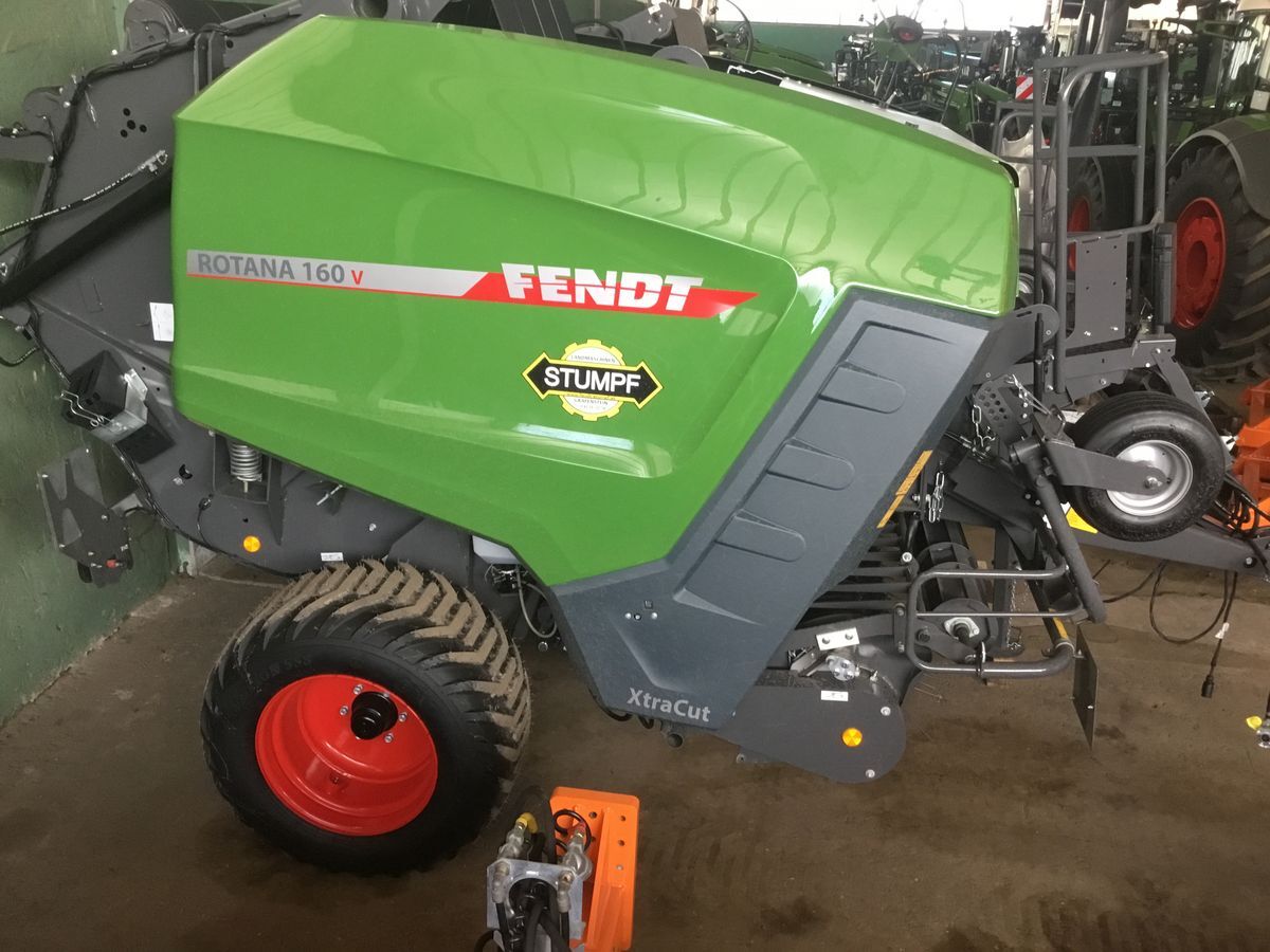 Fendt Rotana 160 V - Pyöröpaalain: kuva Fendt Rotana 160 V - Pyöröpaalain Fendt Rotana 160 V - Pyöröpaalain: kuva Fendt Rotana 160 V - Pyöröpaalain