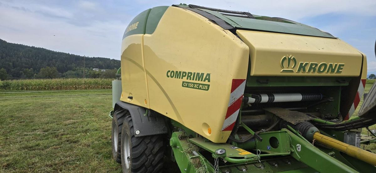 Pyöröpaalain Krone Comprima CV150XC PLUS: kuva Pyöröpaalain Krone Comprima CV150XC PLUS
