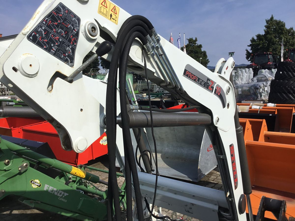 Stoll Profi Line FZ10 - Traktori - etukuormain: kuva Stoll Profi Line FZ10 - Traktori - etukuormain Stoll Profi Line FZ10 - Traktori - etukuormain: kuva Stoll Profi Line FZ10 - Traktori - etukuormain