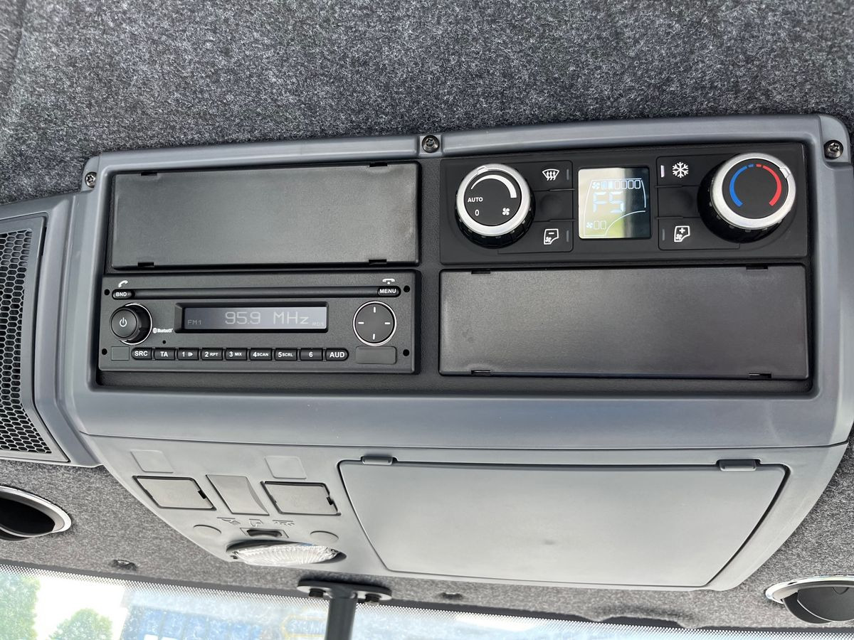 Valtra N175 Direct - Traktori: kuva Valtra N175 Direct - Traktori Valtra N175 Direct - Traktori: kuva Valtra N175 Direct - Traktori