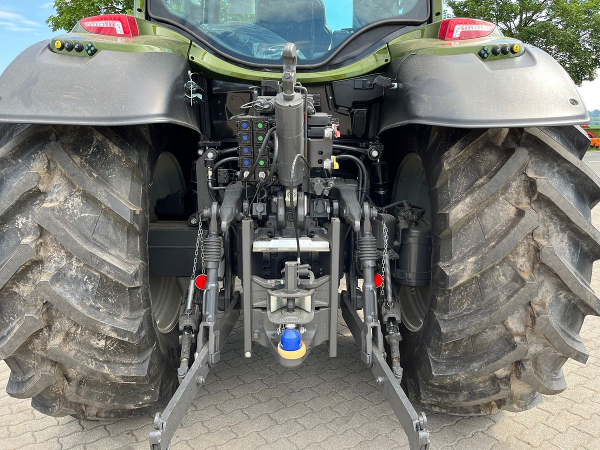 Uusi Traktori Valtra N175 Direct: kuva Uusi Traktori Valtra N175 Direct