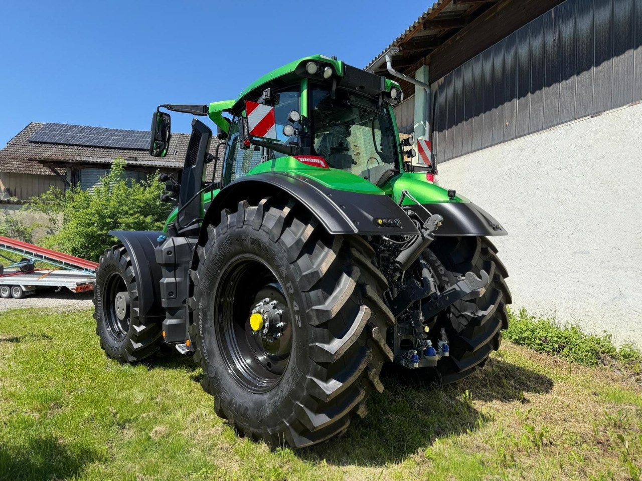 Valtra S 416 - Traktori: kuva Valtra S 416 - Traktori Valtra S 416 - Traktori: kuva Valtra S 416 - Traktori
