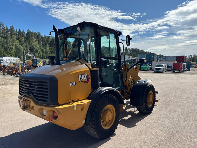 Cat 906 M - Pyöräkuormaaja: kuva Cat 906 M - Pyöräkuormaaja Cat 906 M - Pyöräkuormaaja: kuva Cat 906 M - Pyöräkuormaaja
