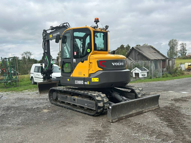 Volvo ECR 88 D PRO - Minikuormaaja: kuva Volvo ECR 88 D PRO - Minikuormaaja Volvo ECR 88 D PRO - Minikuormaaja: kuva Volvo ECR 88 D PRO - Minikuormaaja