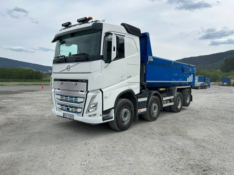 Volvo FH 540 - Kippiauto kuorma-auto: kuva Volvo FH 540 - Kippiauto kuorma-auto Volvo FH 540 - Kippiauto kuorma-auto: kuva Volvo FH 540 - Kippiauto kuorma-auto