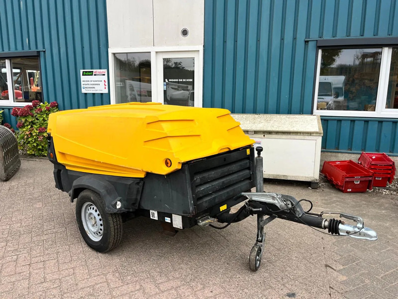 Atlas-Copco XAS67DD PE - Ilmakompressori: kuva Atlas-Copco XAS67DD PE - Ilmakompressori Atlas-Copco XAS67DD PE - Ilmakompressori: kuva Atlas-Copco XAS67DD PE - Ilmakompressori