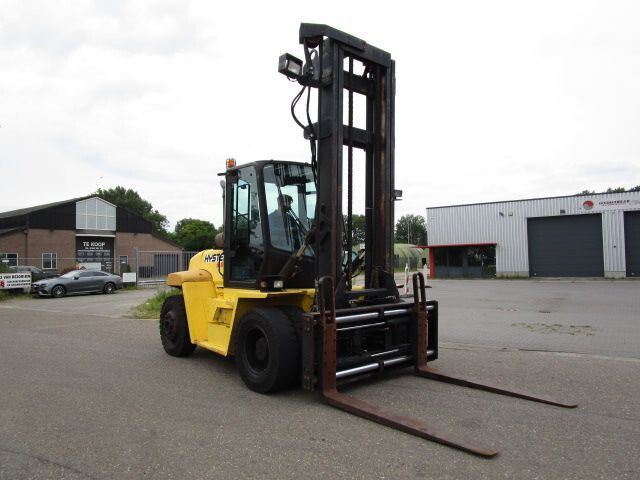 Hyster H8.00XM - Kaasutrukki: kuva Hyster H8.00XM - Kaasutrukki Hyster H8.00XM - Kaasutrukki: kuva Hyster H8.00XM - Kaasutrukki