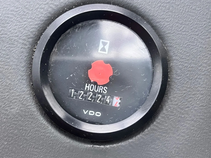 Dieseltrukki Kalmar DCD 320-12 LB: kuva Dieseltrukki Kalmar DCD 320-12 LB