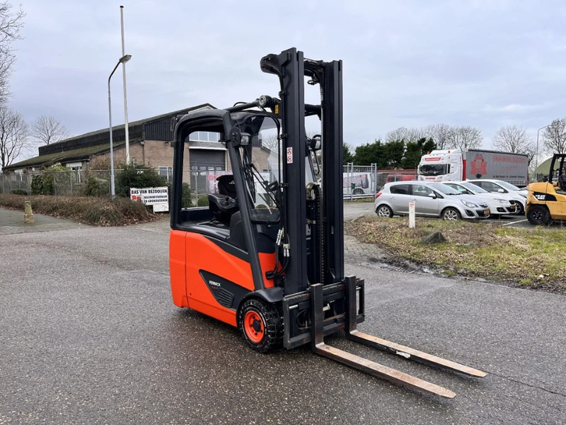 Linde E16H-02 - Sähkötrukki: kuva Linde E16H-02 - Sähkötrukki Linde E16H-02 - Sähkötrukki: kuva Linde E16H-02 - Sähkötrukki