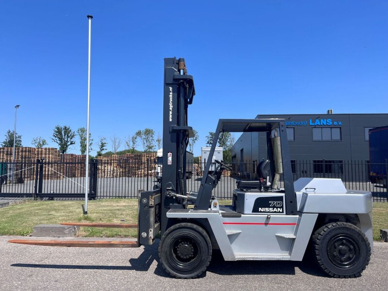 Nissan VF05H70U - Dieseltrukki: kuva Nissan VF05H70U - Dieseltrukki Nissan VF05H70U - Dieseltrukki: kuva Nissan VF05H70U - Dieseltrukki