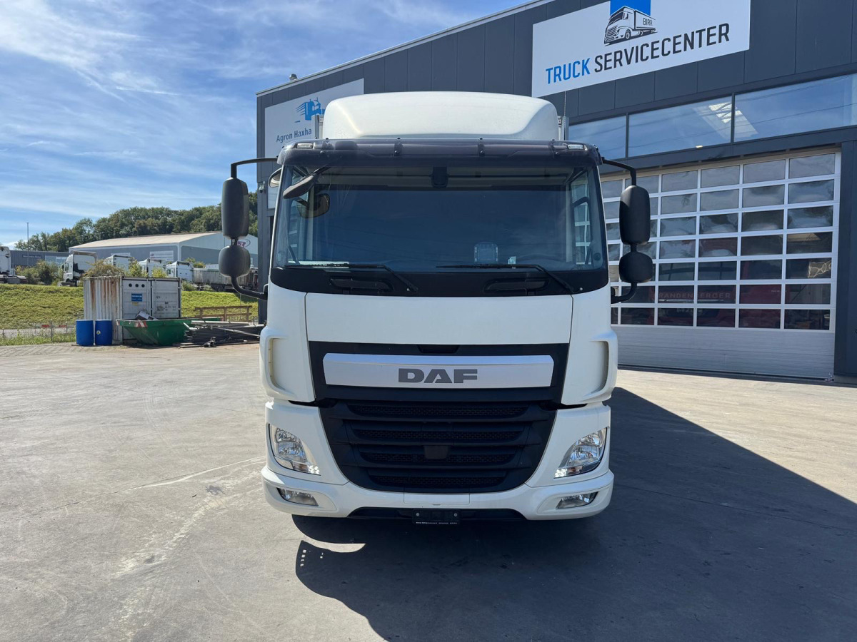 DAF CF370 6x2 Retarder Carrier 850 - Refrigeraattori kuorma-auto: kuva DAF CF370 6x2 Retarder Carrier 850 - Refrigeraattori kuorma-auto DAF CF370 6x2 Retarder Carrier 850 - Refrigeraattori kuorma-auto: kuva DAF CF370 6x2 Retarder Carrier 850 - Refrigeraattori kuorma-auto
