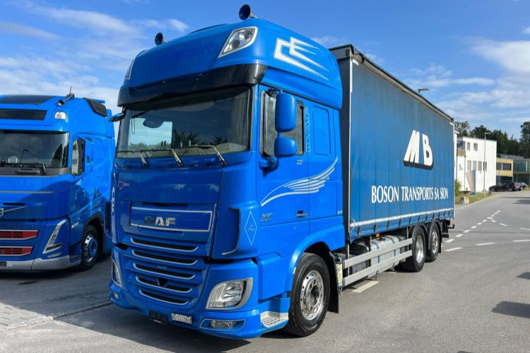 DAF XF510 6x2 - Pressukapelli kuorma-auto: kuva DAF XF510 6x2 - Pressukapelli kuorma-auto DAF XF510 6x2 - Pressukapelli kuorma-auto: kuva DAF XF510 6x2 - Pressukapelli kuorma-auto