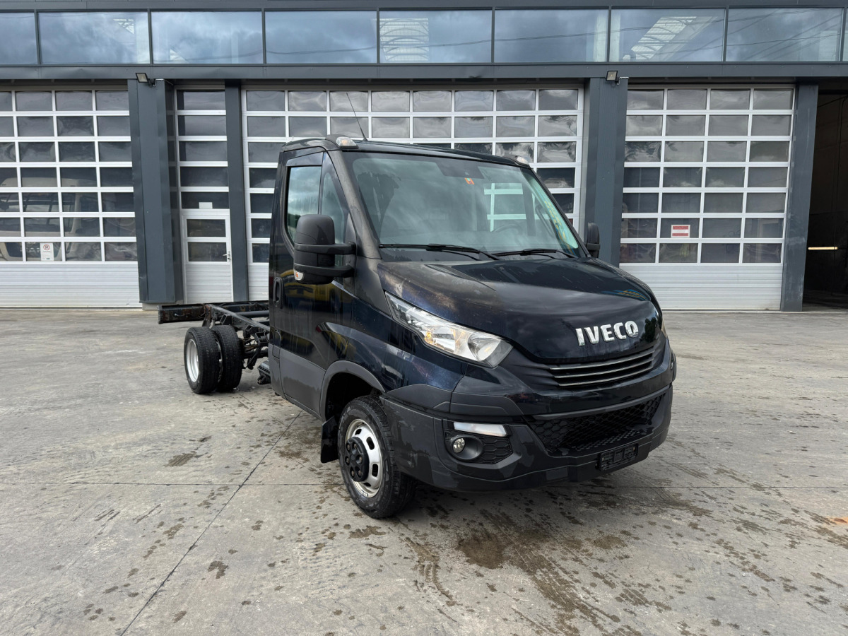 IVECO 35C21 Daily - Kuorma-auto alusta: kuva IVECO 35C21 Daily - Kuorma-auto alusta IVECO 35C21 Daily - Kuorma-auto alusta: kuva IVECO 35C21 Daily - Kuorma-auto alusta