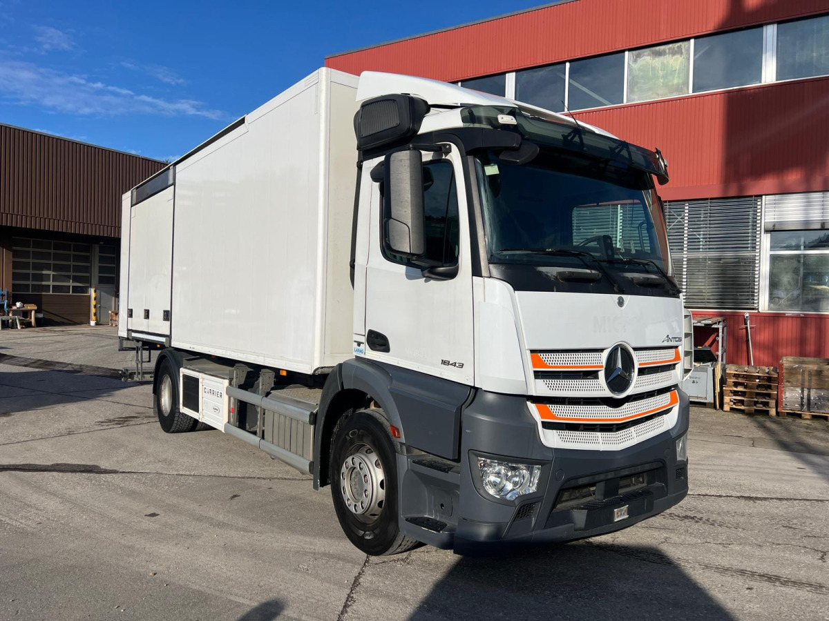MERCEDES 4x Antos 1843 4x2 Kühler - Refrigeraattori kuorma-auto: kuva MERCEDES 4x Antos 1843 4x2 Kühler - Refrigeraattori kuorma-auto MERCEDES 4x Antos 1843 4x2 Kühler - Refrigeraattori kuorma-auto: kuva MERCEDES 4x Antos 1843 4x2 Kühler - Refrigeraattori kuorma-auto
