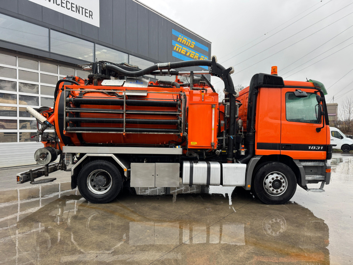 MERCEDES Actros 1831 4x2 Kaiser Saug- & Spülwagen - Puhtaanpitoauto: kuva MERCEDES Actros 1831 4x2 Kaiser Saug- & Spülwagen - Puhtaanpitoauto MERCEDES Actros 1831 4x2 Kaiser Saug- & Spülwagen - Puhtaanpitoauto: kuva MERCEDES Actros 1831 4x2 Kaiser Saug- & Spülwagen - Puhtaanpitoauto