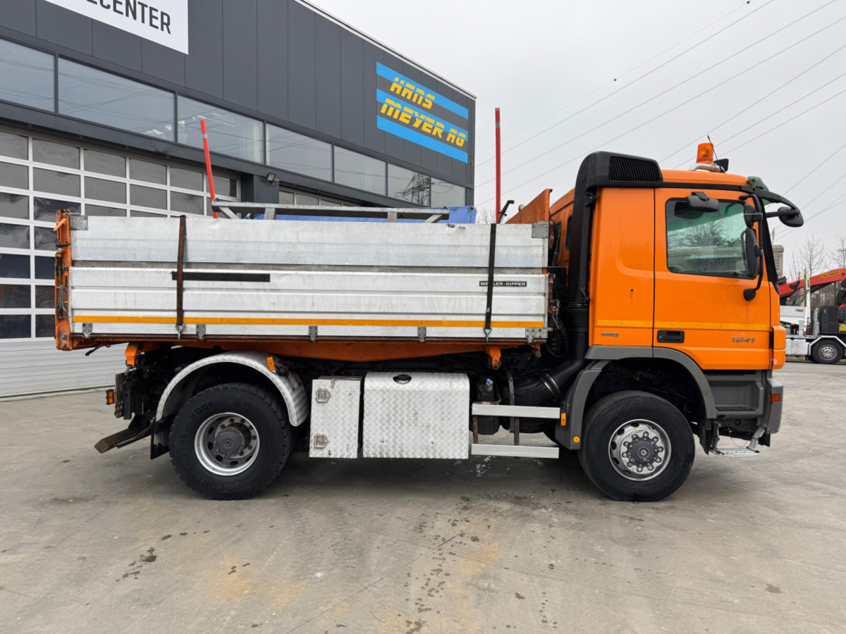MERCEDES Actros 1841 4x4 mit Schneeplfug - Kippiauto kuorma-auto: kuva MERCEDES Actros 1841 4x4 mit Schneeplfug - Kippiauto kuorma-auto MERCEDES Actros 1841 4x4 mit Schneeplfug - Kippiauto kuorma-auto: kuva MERCEDES Actros 1841 4x4 mit Schneeplfug - Kippiauto kuorma-auto