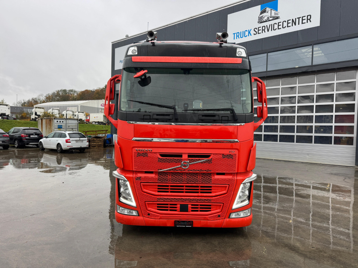 VOLVO FH-500 4x2 3-Meter Innenhöhe - Pressukapelli kuorma-auto: kuva VOLVO FH-500 4x2 3-Meter Innenhöhe - Pressukapelli kuorma-auto VOLVO FH-500 4x2 3-Meter Innenhöhe - Pressukapelli kuorma-auto: kuva VOLVO FH-500 4x2 3-Meter Innenhöhe - Pressukapelli kuorma-auto
