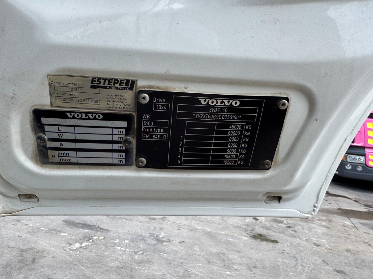 Kippiauto kuorma-auto VOLVO FMX-540 10x4 Moser 2S: kuva Kippiauto kuorma-auto VOLVO FMX-540 10x4 Moser 2S Kippiauto kuorma-auto VOLVO FMX-540 10x4 Moser 2S: kuva Kippiauto kuorma-auto VOLVO FMX-540 10x4 Moser 2S