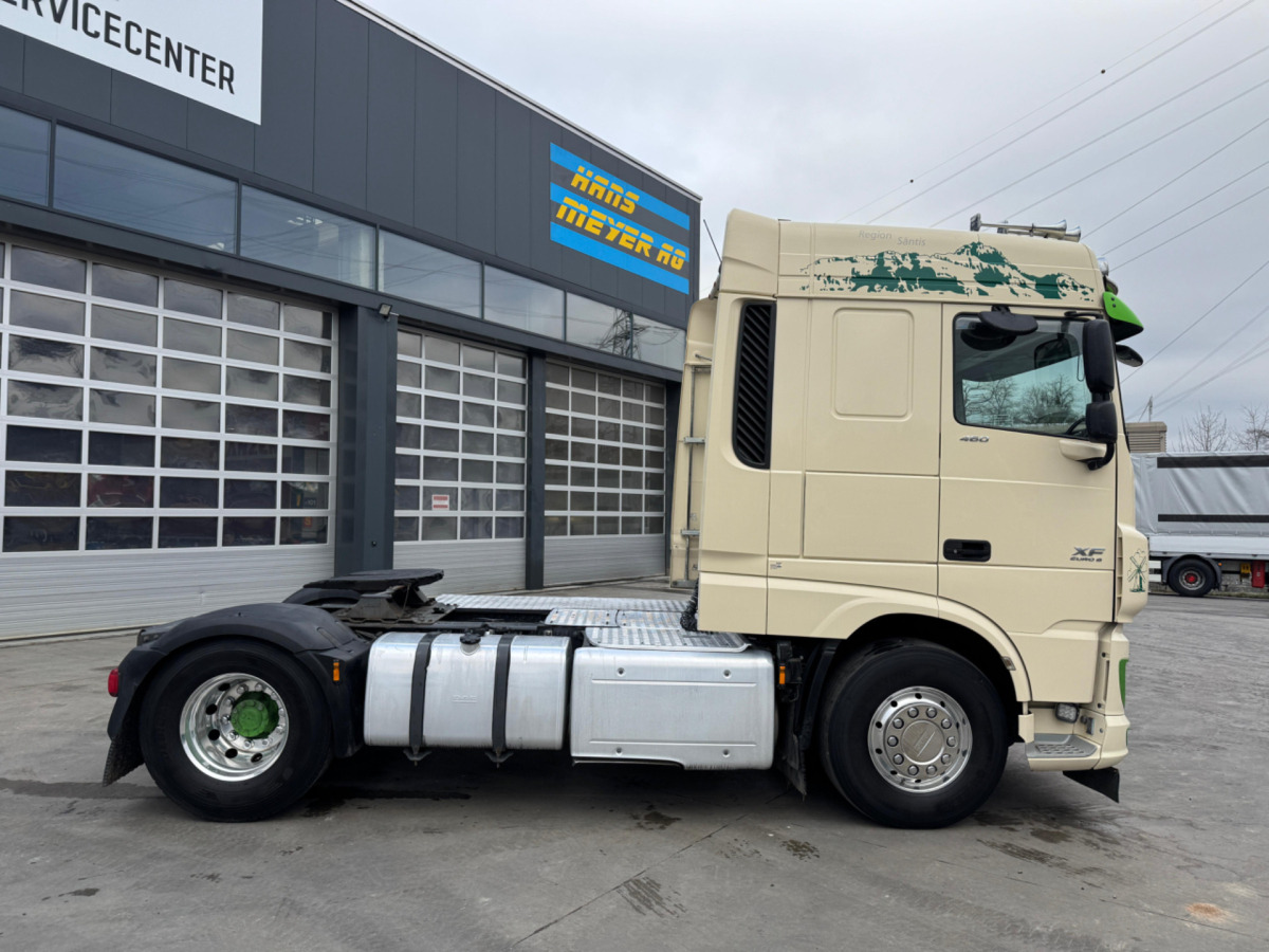 DAF XF460 4x2 - Vetopöytäauto: kuva DAF XF460 4x2 - Vetopöytäauto DAF XF460 4x2 - Vetopöytäauto: kuva DAF XF460 4x2 - Vetopöytäauto