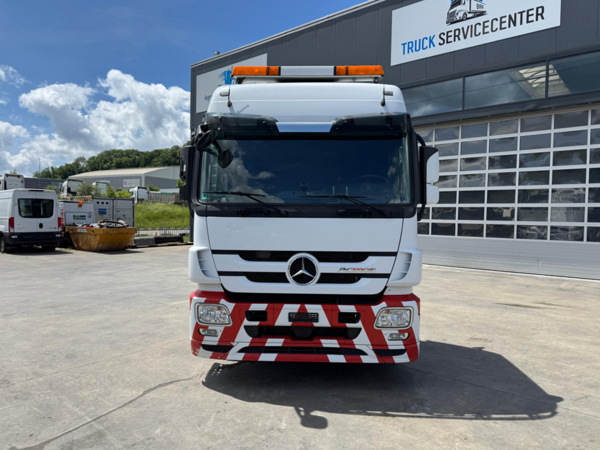 MERCEDES Actros 1848 4x2 - Vetopöytäauto: kuva MERCEDES Actros 1848 4x2 - Vetopöytäauto MERCEDES Actros 1848 4x2 - Vetopöytäauto: kuva MERCEDES Actros 1848 4x2 - Vetopöytäauto