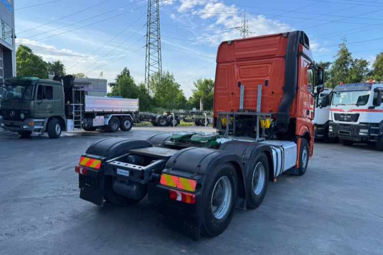 Mercedes-Benz Actros 3358 6x4 120T - Vetopöytäauto: kuva Mercedes-Benz Actros 3358 6x4 120T - Vetopöytäauto Mercedes-Benz Actros 3358 6x4 120T - Vetopöytäauto: kuva Mercedes-Benz Actros 3358 6x4 120T - Vetopöytäauto