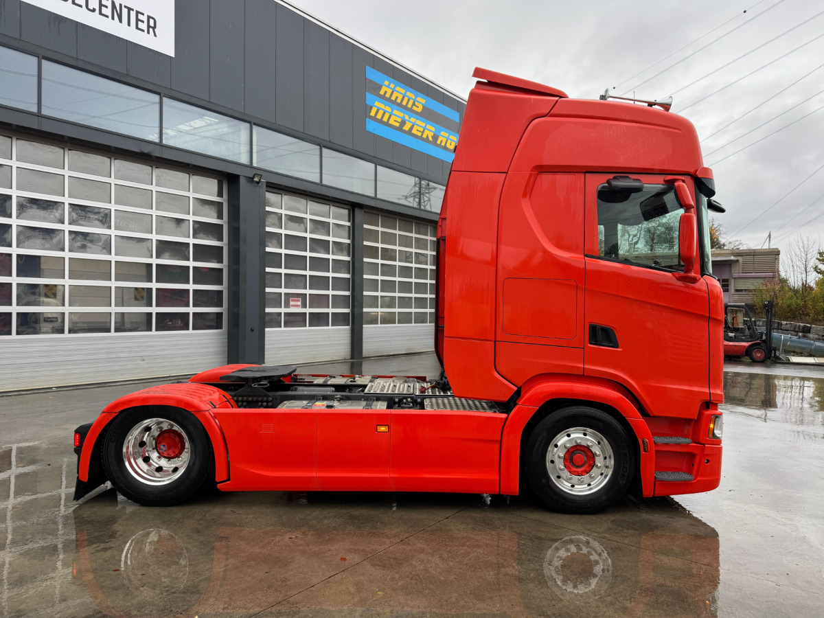 SCANIA S500 4x2 2 Tank 1000L - Vetopöytäauto: kuva SCANIA S500 4x2 2 Tank 1000L - Vetopöytäauto SCANIA S500 4x2 2 Tank 1000L - Vetopöytäauto: kuva SCANIA S500 4x2 2 Tank 1000L - Vetopöytäauto