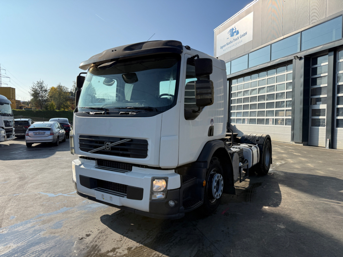 VOLVO FE-280 4x2 - Vetopöytäauto: kuva VOLVO FE-280 4x2 - Vetopöytäauto VOLVO FE-280 4x2 - Vetopöytäauto: kuva VOLVO FE-280 4x2 - Vetopöytäauto