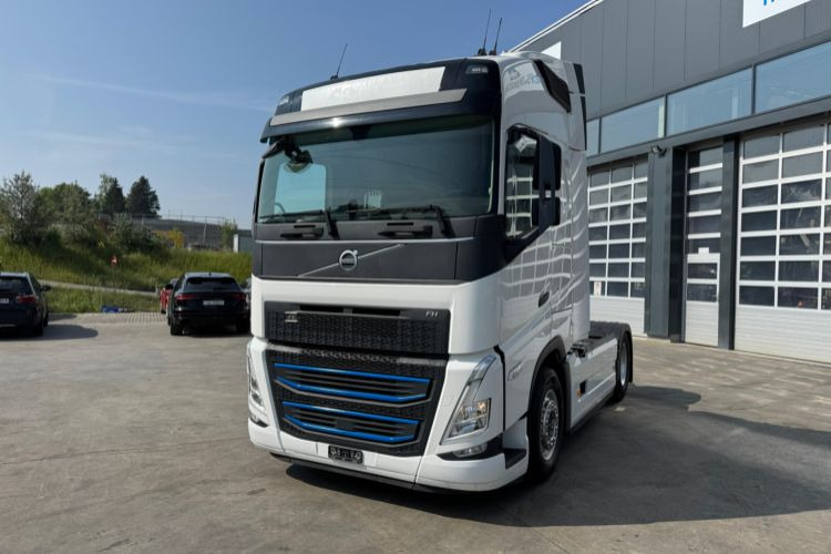 Volvo FH-460 4x2 Retarder C1340 - Vetopöytäauto: kuva Volvo FH-460 4x2 Retarder C1340 - Vetopöytäauto Volvo FH-460 4x2 Retarder C1340 - Vetopöytäauto: kuva Volvo FH-460 4x2 Retarder C1340 - Vetopöytäauto