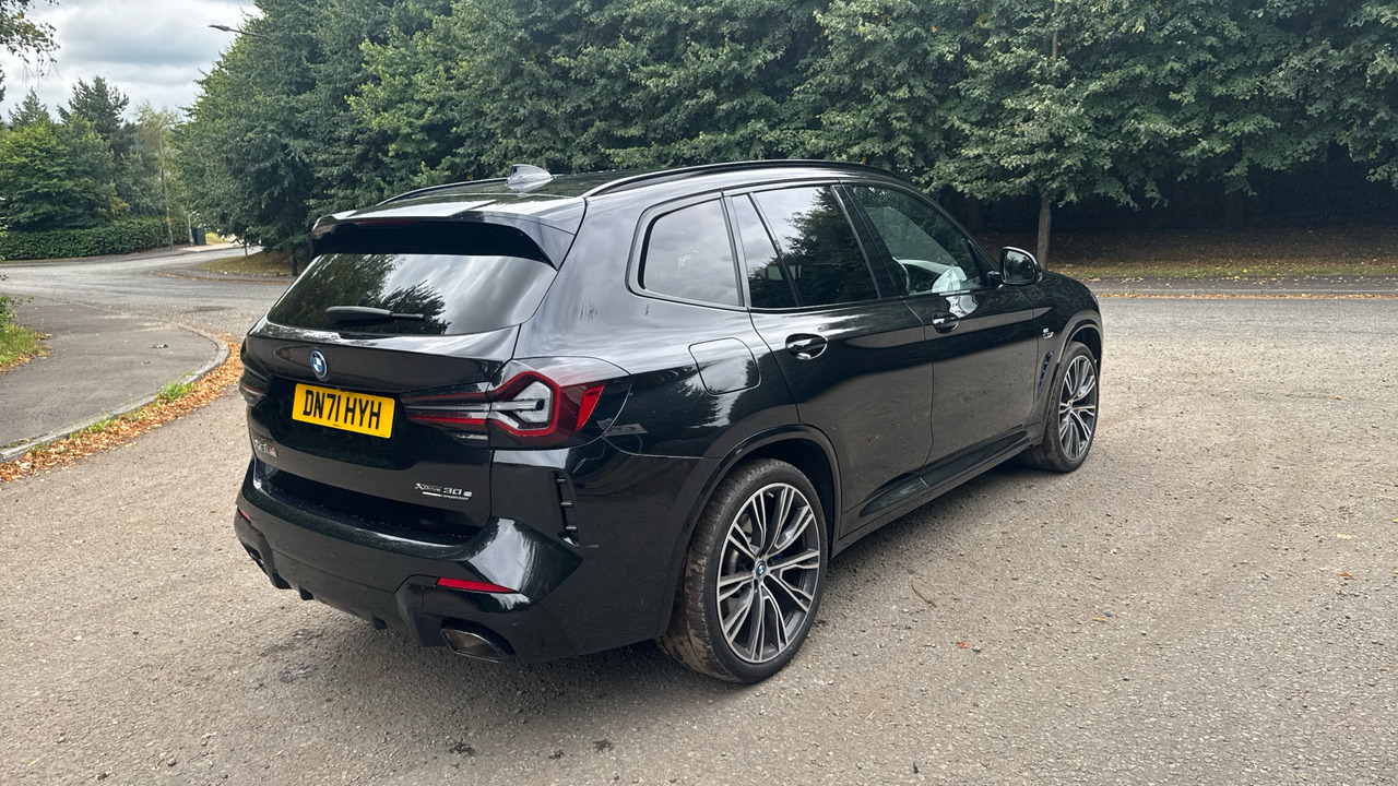 BMW X3 xDrive 30e M Sport - Maasturi/ Katumaasturi: kuva BMW X3 xDrive 30e M Sport - Maasturi/ Katumaasturi BMW X3 xDrive 30e M Sport - Maasturi/ Katumaasturi: kuva BMW X3 xDrive 30e M Sport - Maasturi/ Katumaasturi